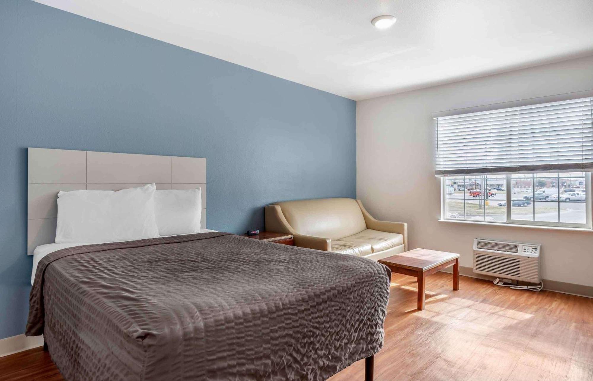Extended Stay America Select Suites - Wichita - South Exteriör bild