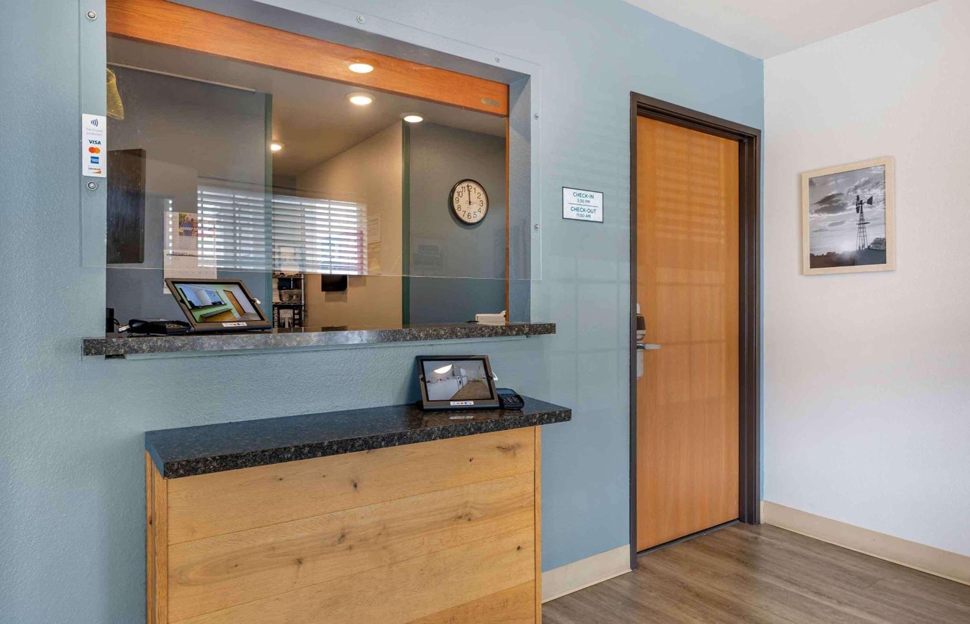 Extended Stay America Select Suites - Wichita - South Exteriör bild